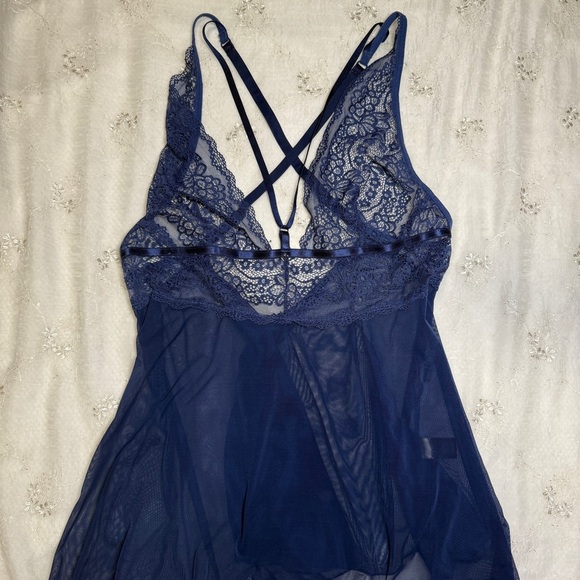 Love Honey Navy Lace Chemise with Strappy Back Size XXL - Picture 3 of 4